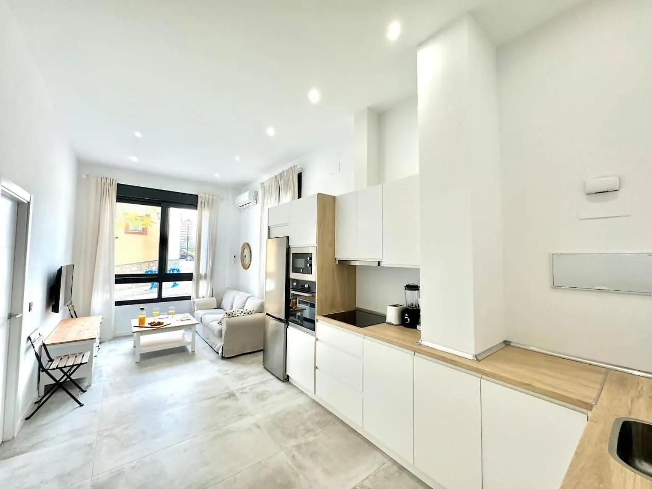 Apartment Cyv Big Family Near The Beach Fuengirola